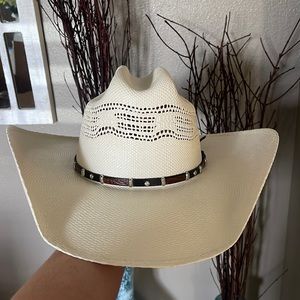 Brand new American Hatmakers Women’s Cowboy hat with tags!